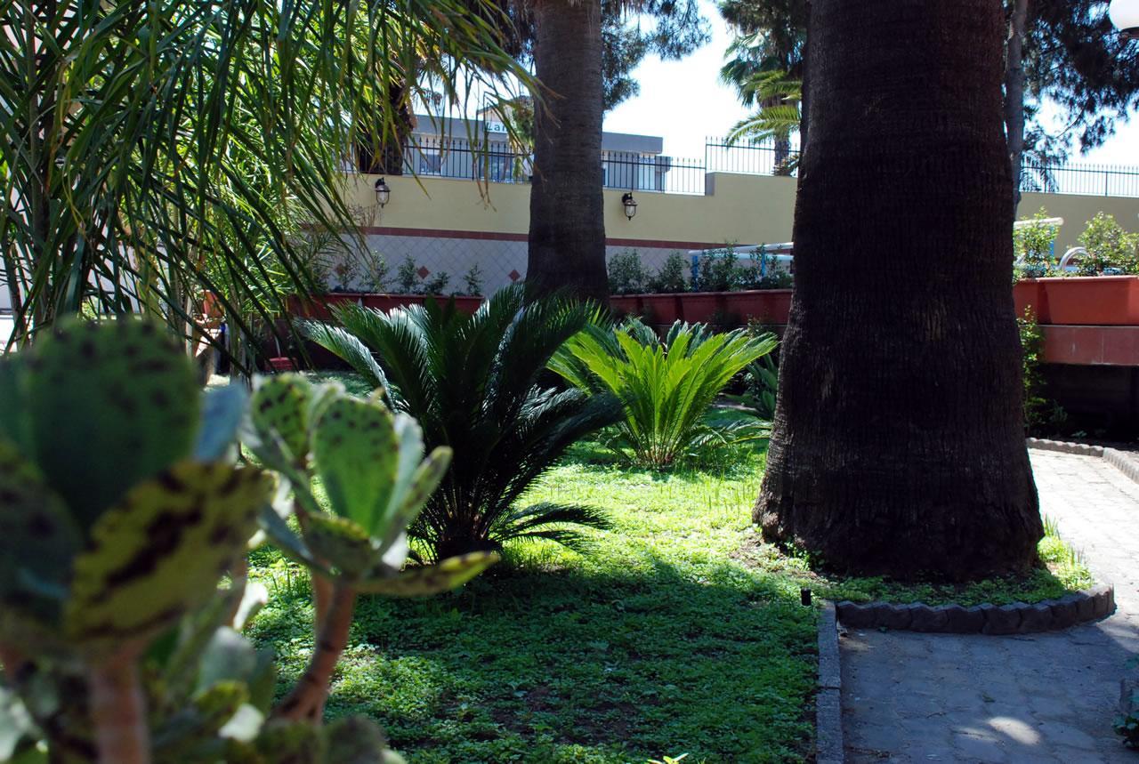 Hotel La Villa Misterbianco Bagian luar foto